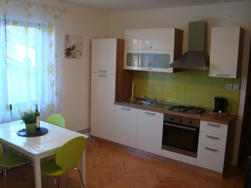 Apartments Peloza Poreč Quarto foto